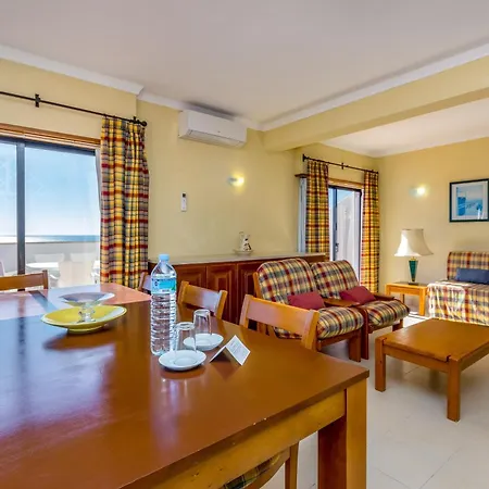 Janelas Do Mar Turisticos 3* 阿尔布费拉