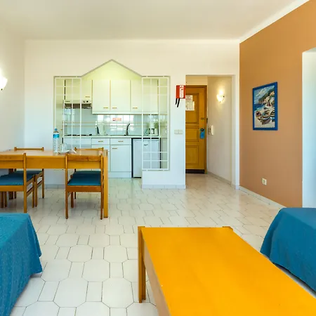 Janelas Do Mar Turisticos Апарт-отель 3*