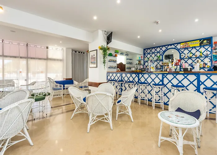 Janelas Do Mar Turisticos 3* Αλμπουφέιρα