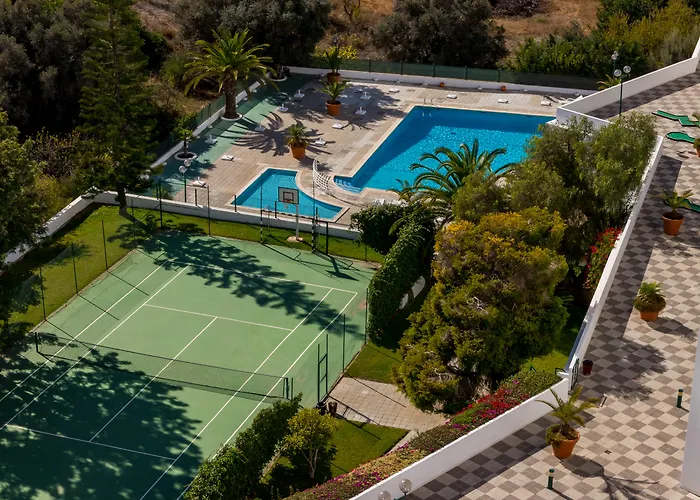 Janelas Do Mar Turisticos Αλμπουφέιρα