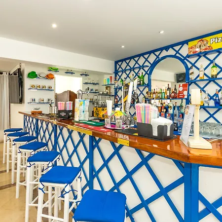 Janelas Do Mar Turisticos 아파트호텔 알부페이라