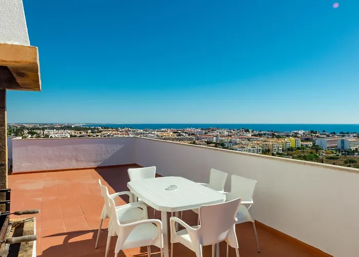 Apart-hotel Janelas Do Mar Turisticos 3*