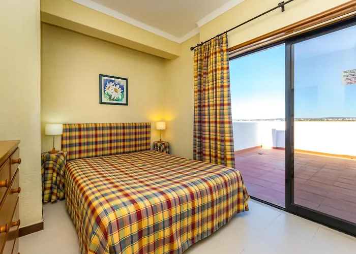 Apart-hotel Janelas Do Mar Turisticos Albufeira